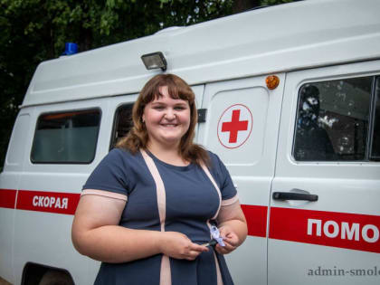 Первые медики-целевики получили ключи от служебных квартир