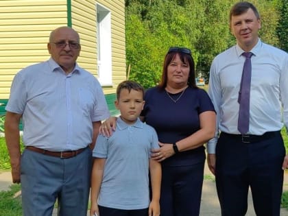 Помощь семьям участников СВО в Смоленске