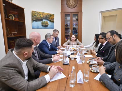 Василий Анохин в Москве провёл встречу с президентом и генеральным директором компании 