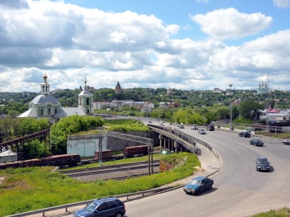 В Смоленске ограничат движение по Крестовоздвиженскому мосту