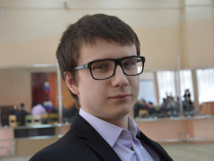 Выбрал доллары, а не коммунизм? Подробности бегства за границу депутата смоленского горсовета