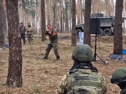 Артисты ансамбля песни и пляски выступили в зоне проведения СВО