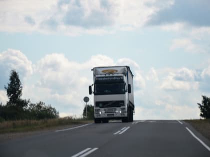 В РФ резко выросла цена на грузовые автоперевозки