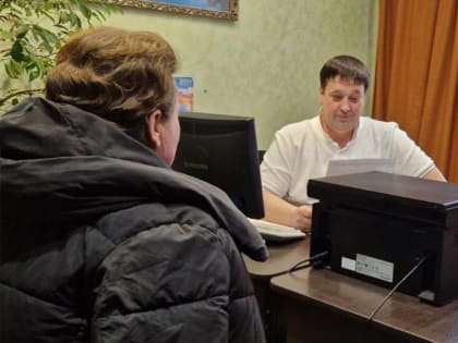 Михаил Николенков: «Личный приём – это один из самых эффективных способов взаимодействия с жителями района»