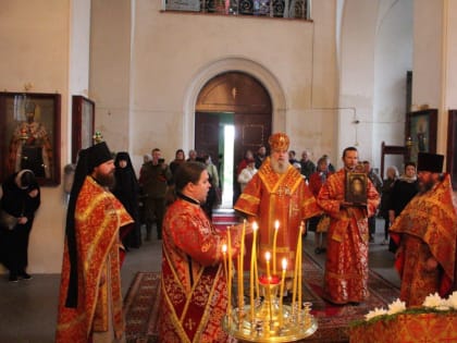 Божественная Литургия в храме Покрова Пресвятой Богородицы с.Дуброво