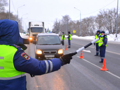И снова — здравствуйте. В Гагарине автоледи попалась нетрезвой повторно