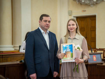 Губернатор Алексей Островский наградил победителей регионального конкурса молодых ученых и обладателей стипендии имени князя Смоленского Романа Ростиславовича