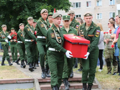 В Смоленске простились с неизвестными солдатами