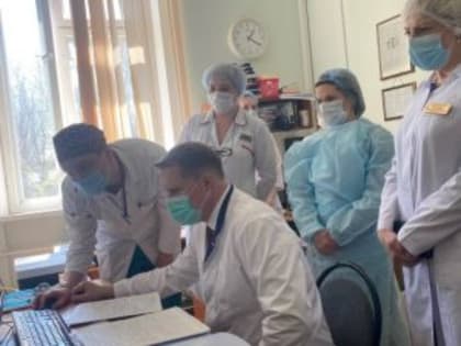 Министр здравоохранения Михаил Мурашко посетил Смоленскую областную больницу