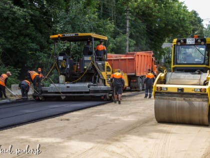 В Смоленске дорожники приступают к асфальтированию улиц Шевченко и Румянцева
