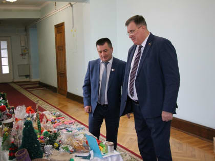Анатолий Овсянкин: «Депутаты горсовета поддержат благотворительную ярмарку»