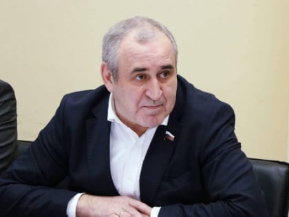 Сергей Неверов покинул пост вице-спикера Госдумы