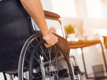 Смоленская область дополнительно получит 9,7 миллиона рублей на социальные услуги для инвалидов