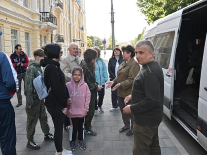 Юные смоляне примут участие в историко-патриотических сборах «Бородино-2023» - помог с организацией поездки секретарь реготделения «Единой России»