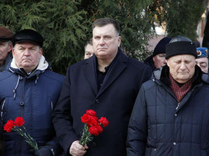 В Смоленске почтили память воинов-интернационалистов