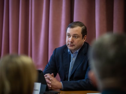 Алексей Островский провел встречу с жителями Кардымовского района