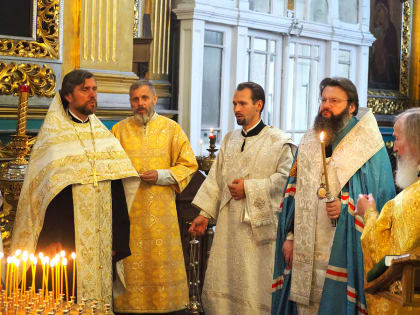 В Свято-Успенском соборе молитвенно почтили память протоиерея Василия Петрушина