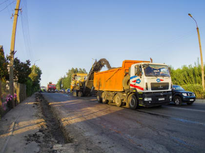 В Смоленске чиновники отчитались о ходе масштабных дорожных работ