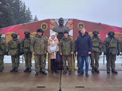 Для бойцов 49-й бригады передали дорогостоящее оборудование в рамках проекта «Единой России» «Всё для фронта»