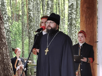 Священник принял участие в фестивале «Славянское братство»