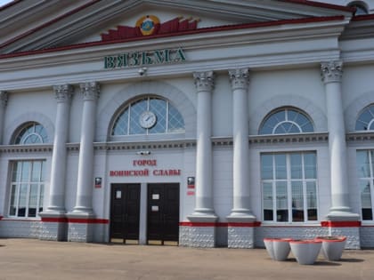 Расписание двух пригородных поездов в Смоленской области синхронизировали с графиком движения «Ласточки» № 744 Смоленск-Москва