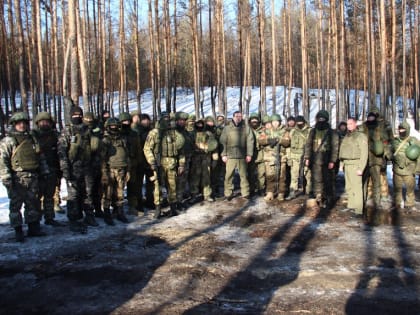 Губернатор Алексей Островский и Глава Смоленска Андрей Борисов встретились с военнослужащими 144-й гвардейской мотострелковой Ельнинской дивизии в зоне СВО