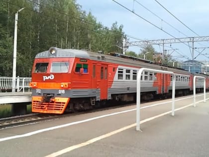 Василий Анохин назвал срок возобновления электричек между Смоленском, Витебском и Оршей