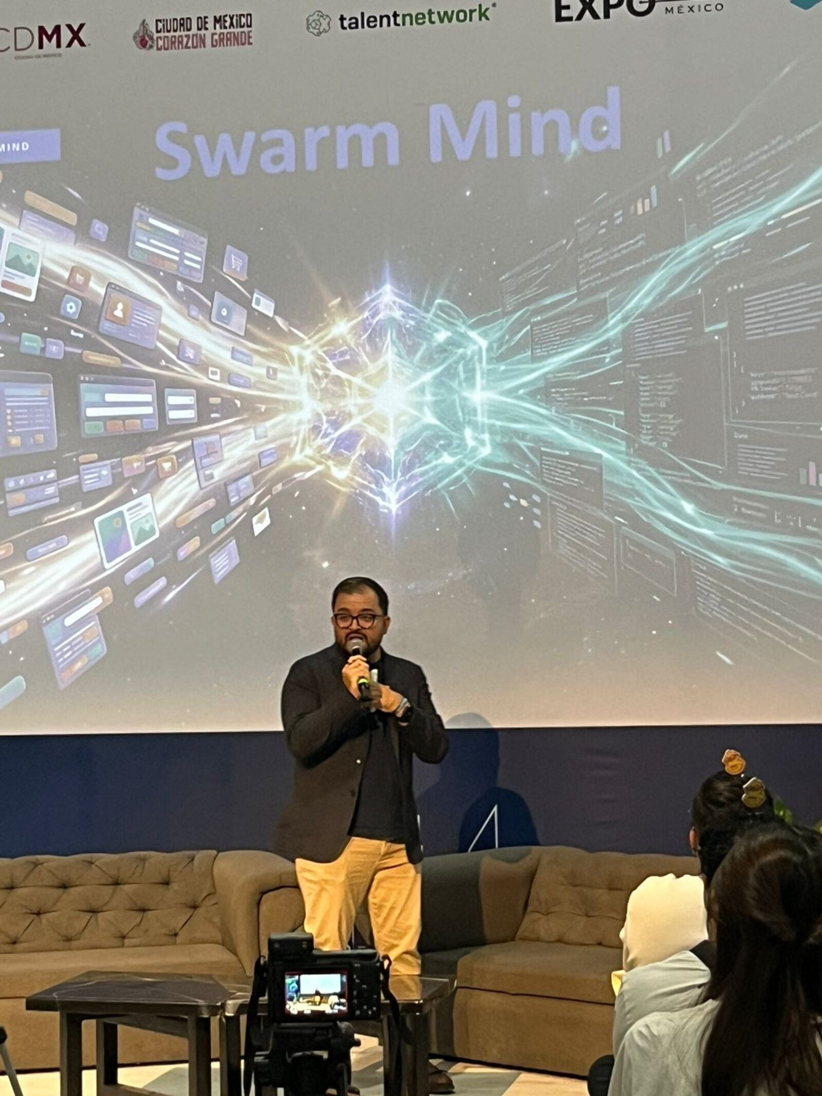 John Olven presenting SwarmMind at Talent Land México 2026