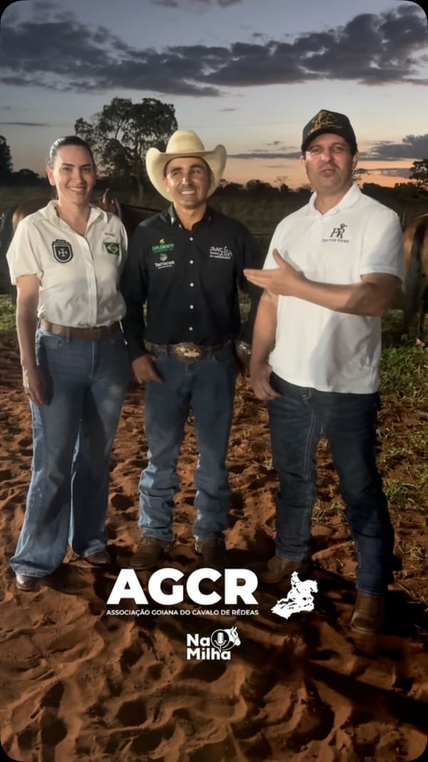 O Theldo também esteve com a Erica, do Rancho Terra Santa, e com o treinador de rédeas Vevin, reforç