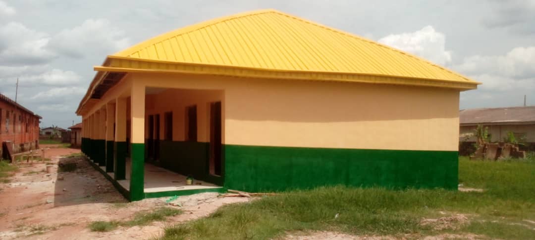 Construction of a Block of 3 Classrooms at Moslem Comprehensive School (SUBEB Project) gallery image