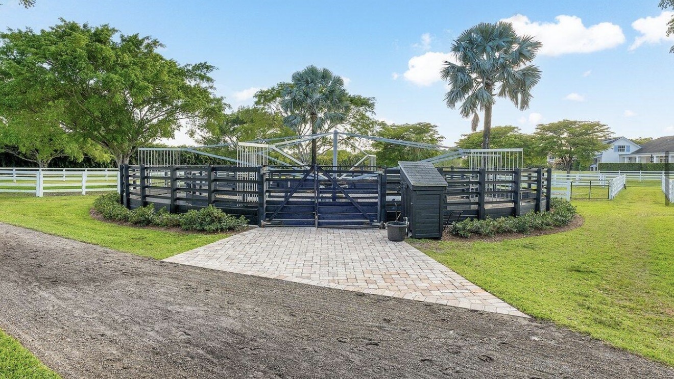 5121 130th Ave S, Wellington FL