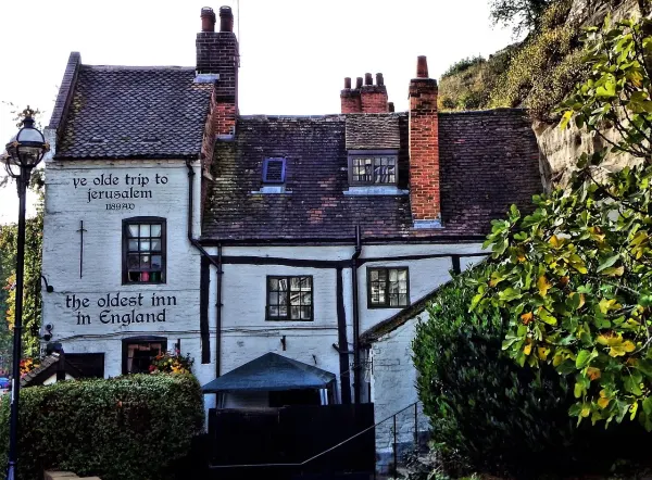 The Great British Boozer Trail - United Kingdom wine tour