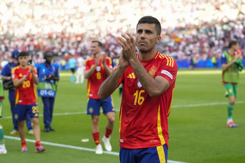 Info Main Bola Rodri jadi Korban Pertama Aturan Baru UEFA, Dapat Sanksi Absen 1 Laga di Euro 2024!