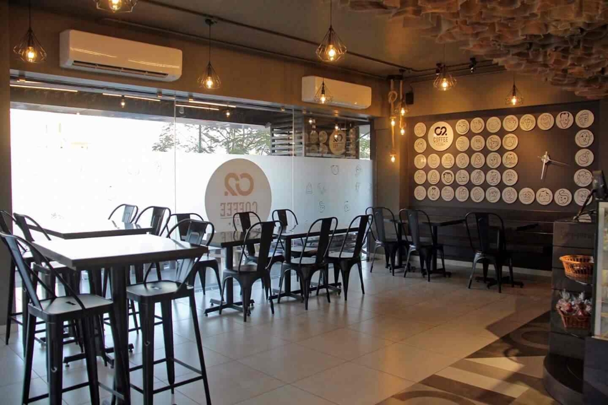 Coffee Clan modern interiors