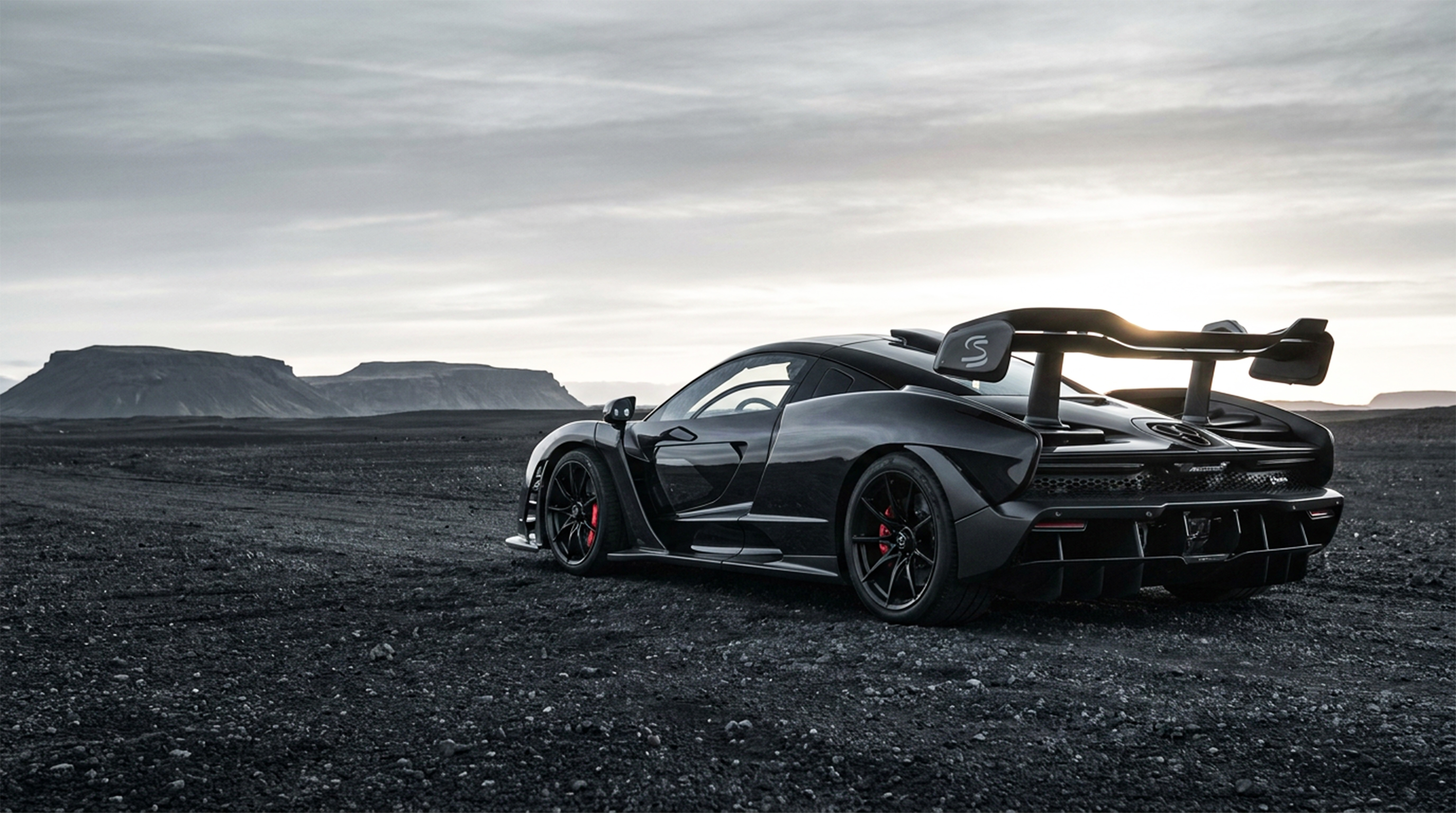 McLaren Senna Cosmos Black