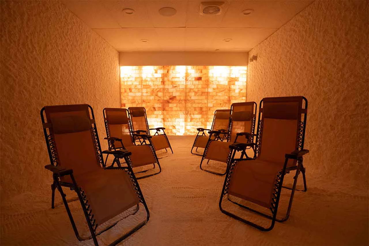 The Salt Room Orlando - Serene halotherapy environment