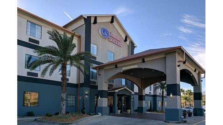 Comfort Suites Oil Center