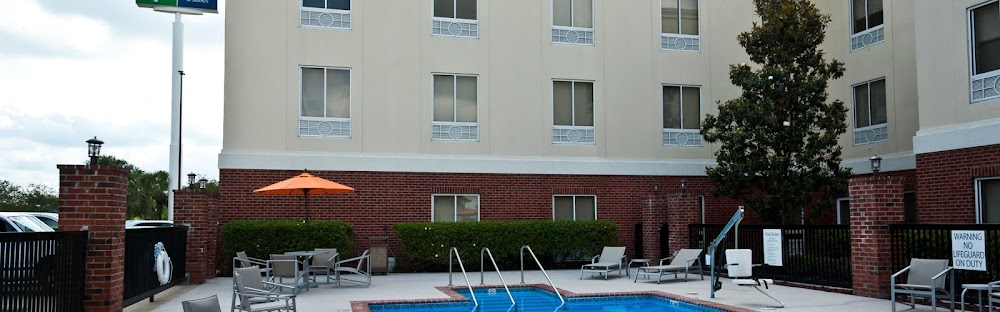 Holiday Inn Express & Suites Scott-Lafayette West, an IHG Hotel