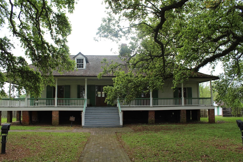 Magnolia Mound Plantation