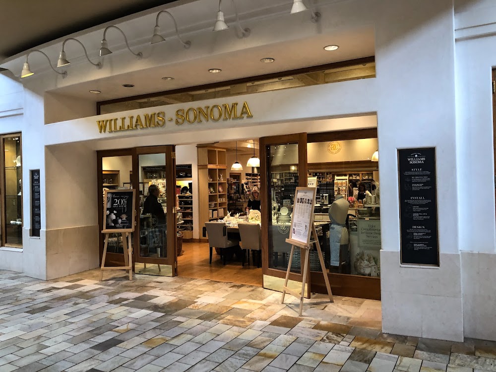 Williams-Sonoma Store