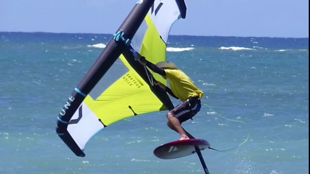 HST Windsurfing & Kitesurfing School