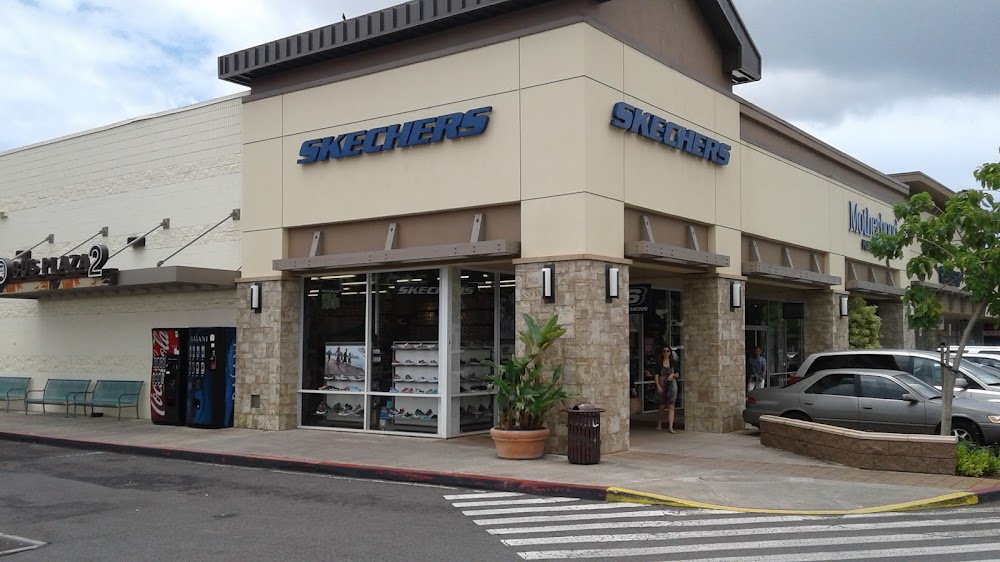 SKECHERS Factory Outlet store front