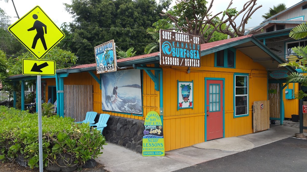 Kahalu'u Bay Surf and Sea