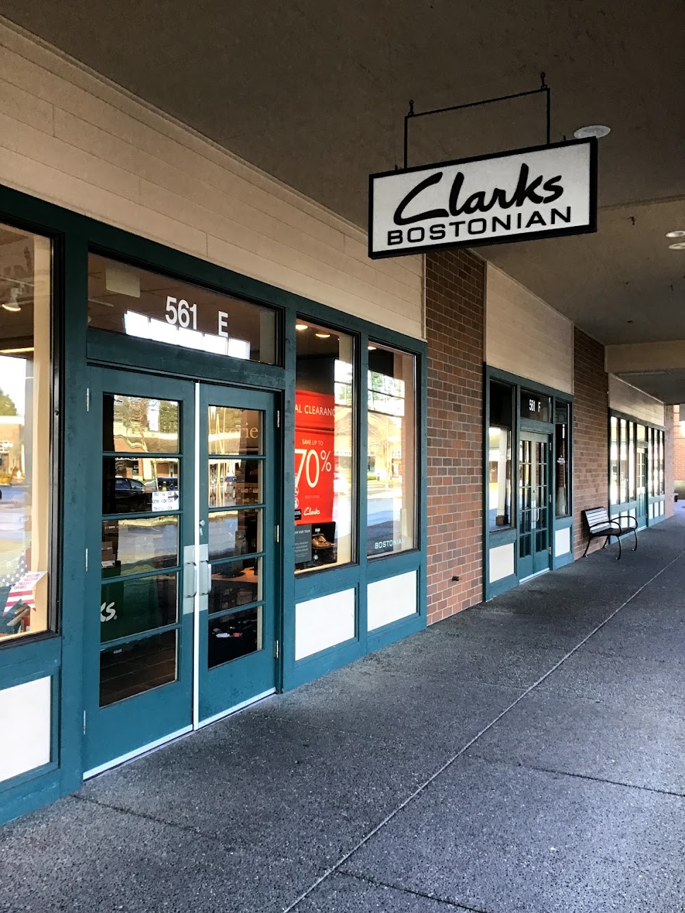 Clarks Bostonian Outlet in Snoqualmie