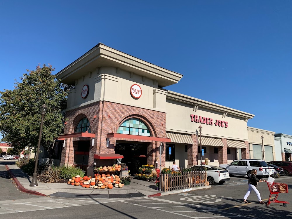 Trader Joe's exterior