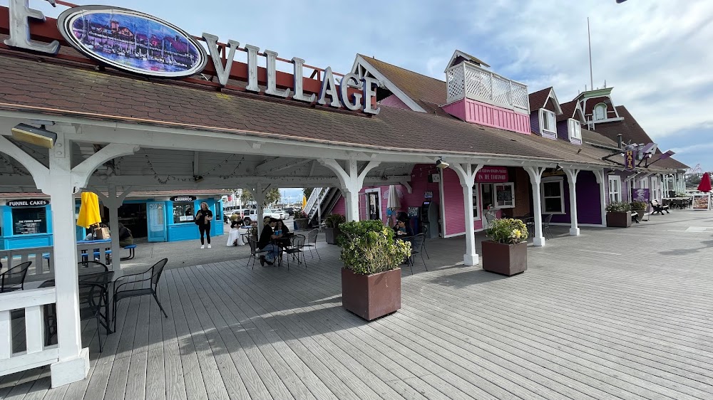 Shoreline Village restaurant