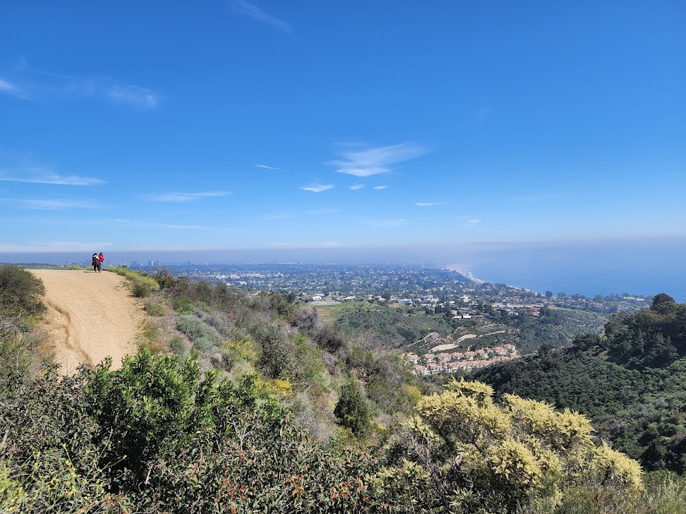 Los Liones Canyon Trailhead