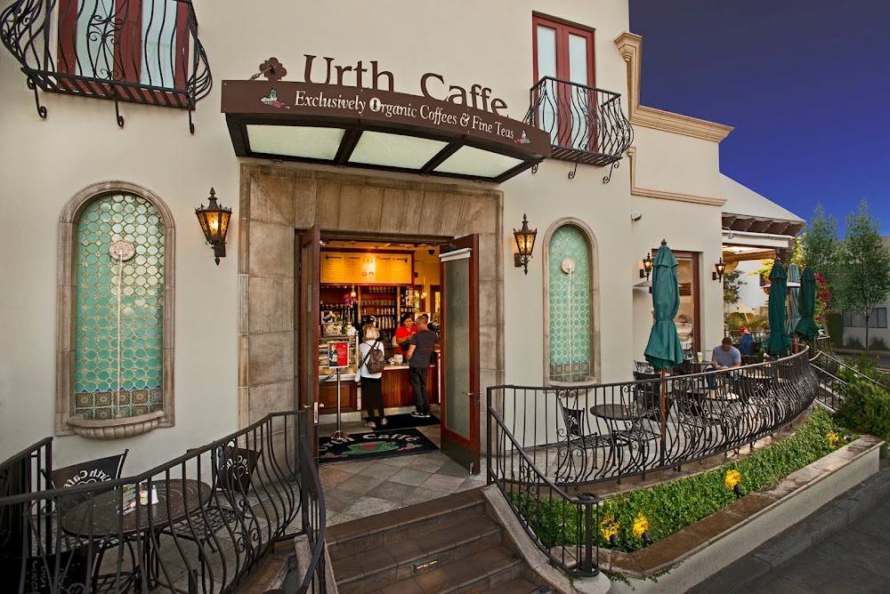 Urth Caffe Santa Monica store