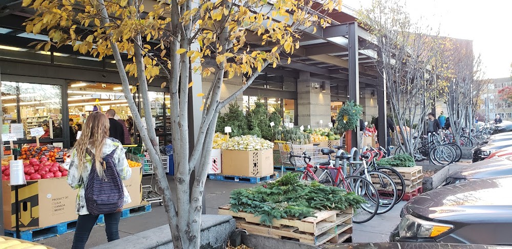 Berkeley Bowl Marketplace