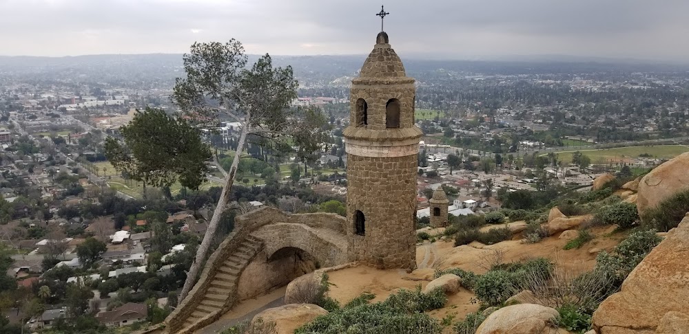 Mount Rubidoux Trailhead